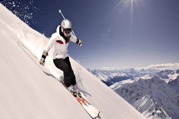 Что такое слалом на лыжах: правила спорта и история